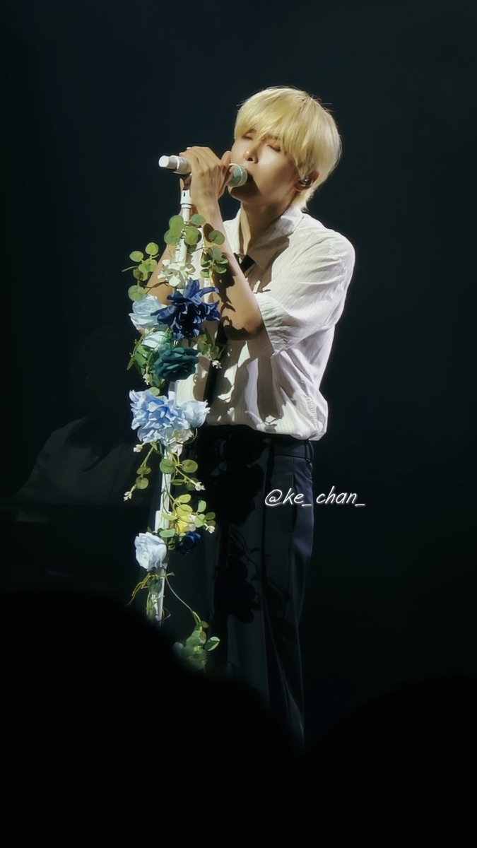 ke_chanwu's tweet photo. 🤴🌸💙

📝DIVE TO BLUE in TAIPEI 

#려욱 #RYEOWOOK
#リョウク https://t.co/3v7NaPRkSk