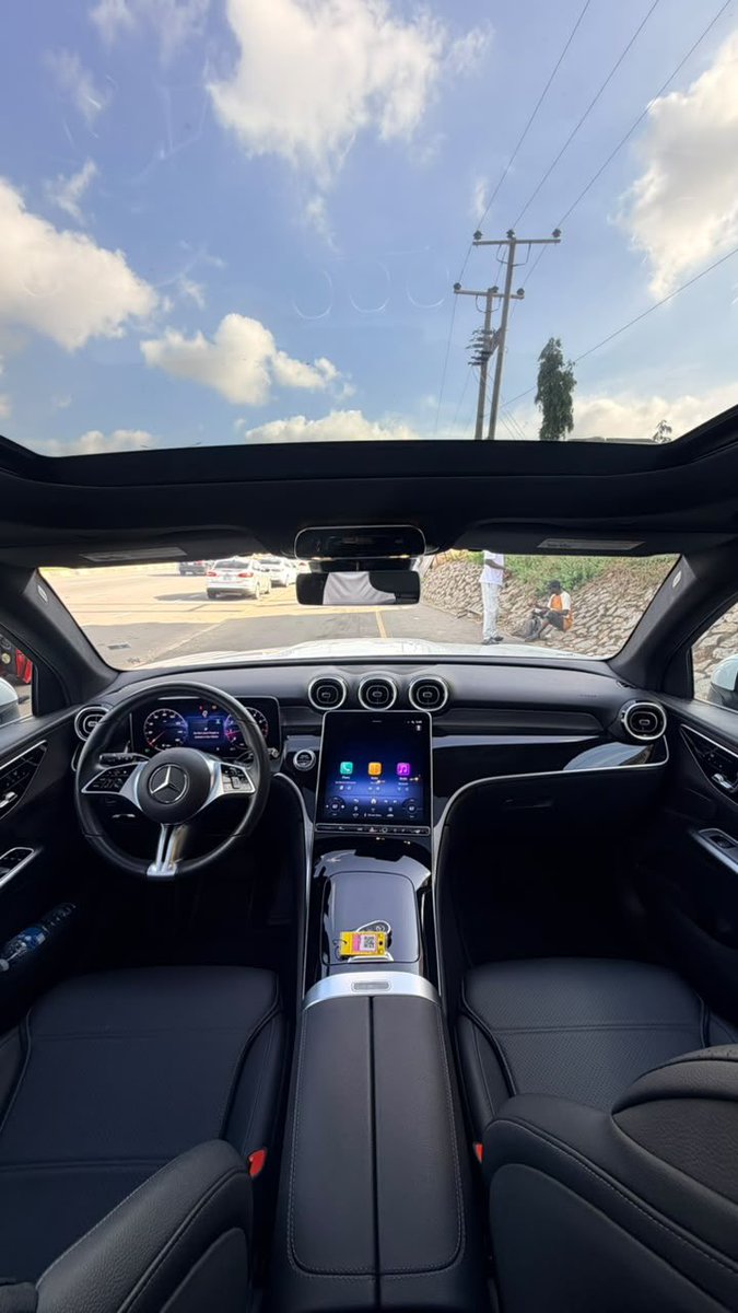 Bigpee_001's tweet photo. EXTREMELY CLEAN FOREIGN USED 2025 BENZ GLC300 WITH DUTY 

N97,000,000.00

LOCATION - ABUJA,NIGERIA 

CALL/WHATSAPP - 08133101561

#Benz #GLC300 #Abujacars #Abujabusinesscommunity #Abujatwittercommunity https://t.co/AV0Qrw4oHj