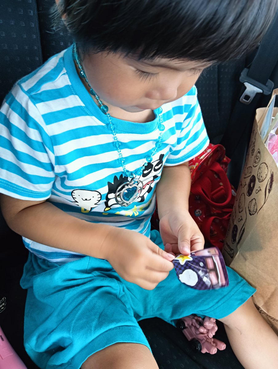kozu08241's tweet photo. かわいーー男の子みたい笑 https://t.co/iIrrv48orH