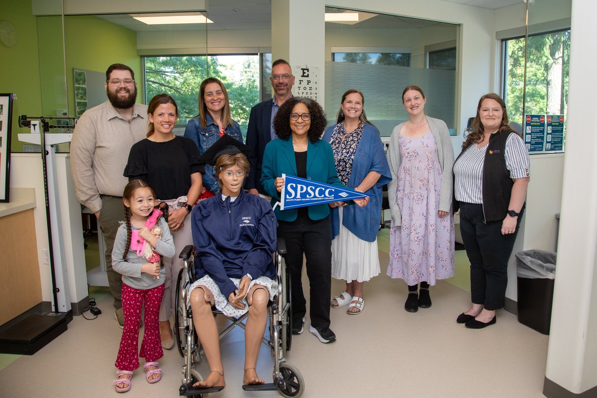SPSCC's tweet photo. We were honored to welcome @RepStricklandWA to the Bowen Center for a discussion with parenting students in our Healthcare programs.
SPSCC students offered firsthand perspectives on how childcare support can impact their ability to complete their education.
#spscc https://t.co/GjPgMkvbjo