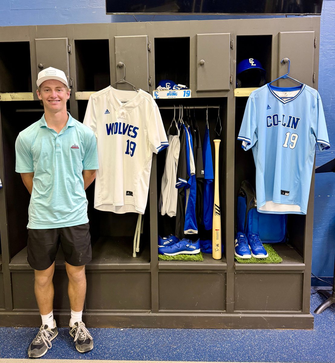 NelsonI_19's tweet photo. Thank you @KyleFless and @George_sala9 for inviting me to tour campus and all the @CLCC_Baseball facilities!  Very thankful for another offer to play college baseball at Co-Lin! https://t.co/QAszij5Tu9