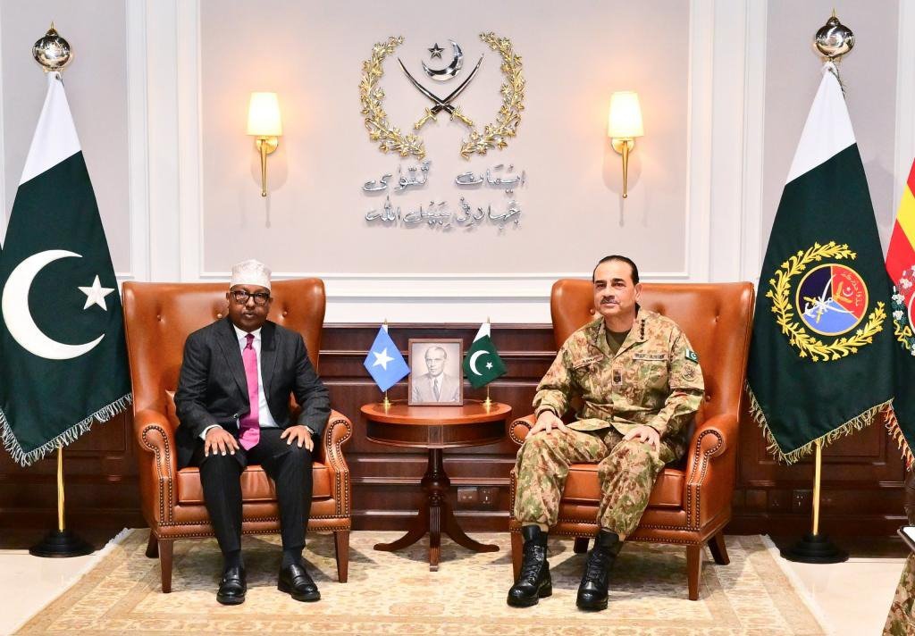 Breaking: Somalia's Defence Minister Engages in Strategic Talks with Pakistan's Military Leadership