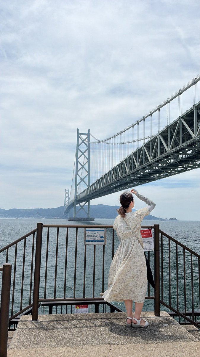 mrs_red_pepper's tweet photo. 前回兵庫で行き逃したスポットぉ
明石市って戸畑みたいに山肌に沿うように建物が凝縮してる街で景色良かった!

彼女の車で行くつもりが急遽僕のオニューの車で行ったけど3泊4日で1回しか給油してない⛽️

そんでSUPERBEAVERのライブ激アツやった❤️‍🔥

#SUPERBEAVER https://t.co/BJny1joxtF