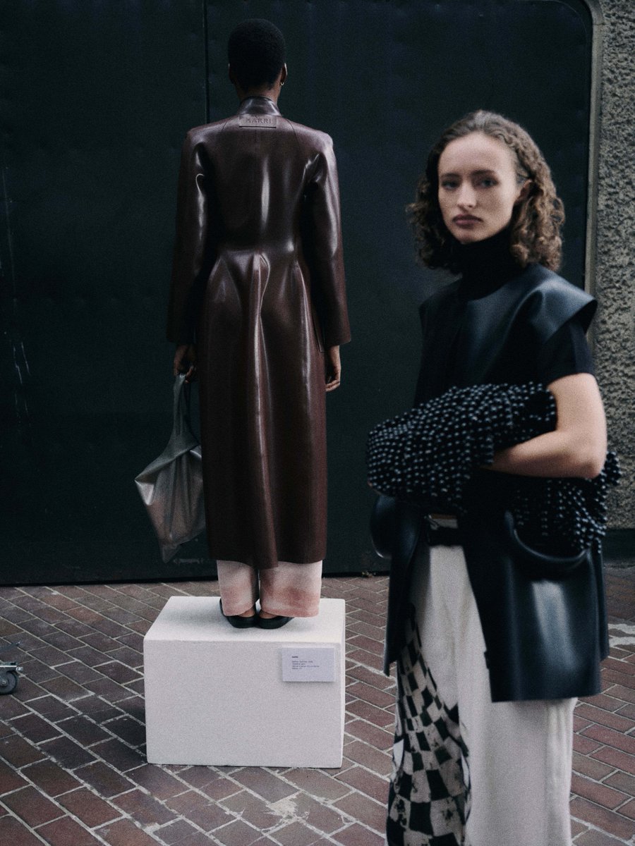 harri_store's tweet photo. When the garment is the exhibit.
MuseumWear SS26. HARRI London, at the Barbican. PC Emma Dalzell-Khan 
https://t.co/naNU5Wv5wl https://t.co/zsnBpts3xA