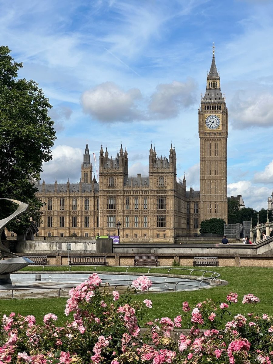 ForeverPhotos88's tweet photo. Big Ben, London https://t.co/S5zK5ra8fA