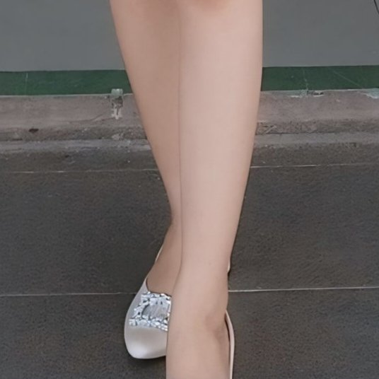visaion's tweet photo. HONEST REVIEW KAKI PRIBADI!! 

ngilangin bekas luka memang tricky banget, aku nyari berbagai sabun di oren tapi aku ngga nyangka dengan harga semurah ini lumayan pudarin bekas luka kuu

aku rutin pakai sabun ini:  https://t.co/T0bXUhvbHQ https://t.co/hbEQhORdND