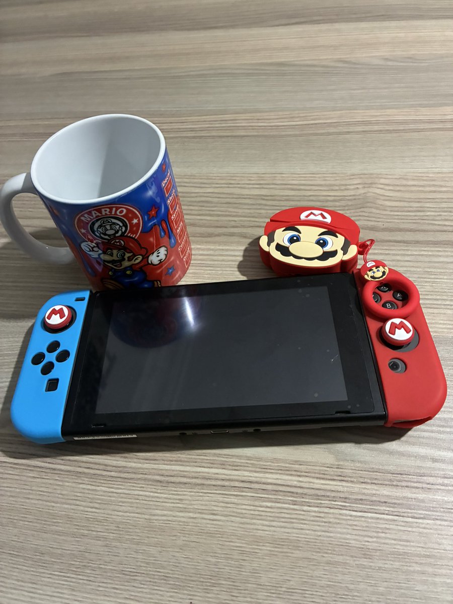 PeSimiSTanbluee's tweet photo. Mario Hayranlığımız tartışılmaz 

#Mario
#Switch
#NintendoSwitch https://t.co/pgdxXAXPdS