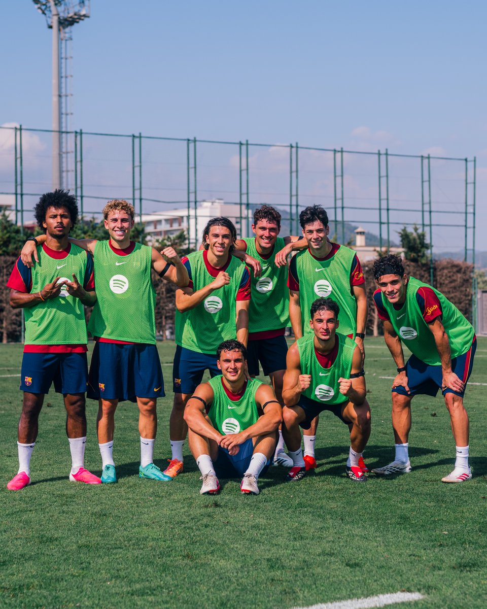 fcbarcelona_fra's tweet photo. Les vainqueurs du jour ✌️ https://t.co/Xoi8BFflJO