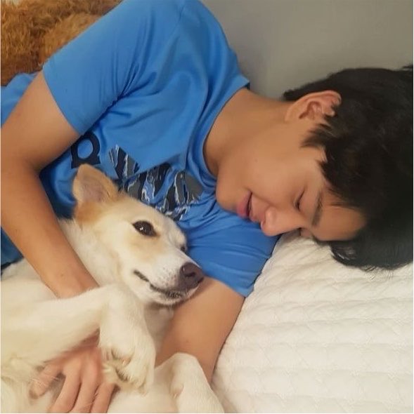 jaeyunpupp's tweet photo. these two pics have such a special place in my heart 🥹 https://t.co/FunwnTnlI9