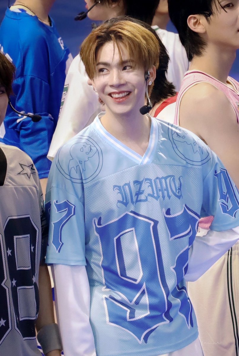 Nicorn0508's tweet photo. เจเจขี้โกงมาก คนอะไรยิ้มทีโลกสดใสไปทั้งใบ รอยยิ้มที่เยียวยาจิตใจคนทั้งด้อม  รอยยิ้มที่ควรค่าแก่การอนุรักษ์ที่ฉุดเลย 🥺💖🤏 @jj_rcp 

#jj_rcp https://t.co/ReMxY9KCK1