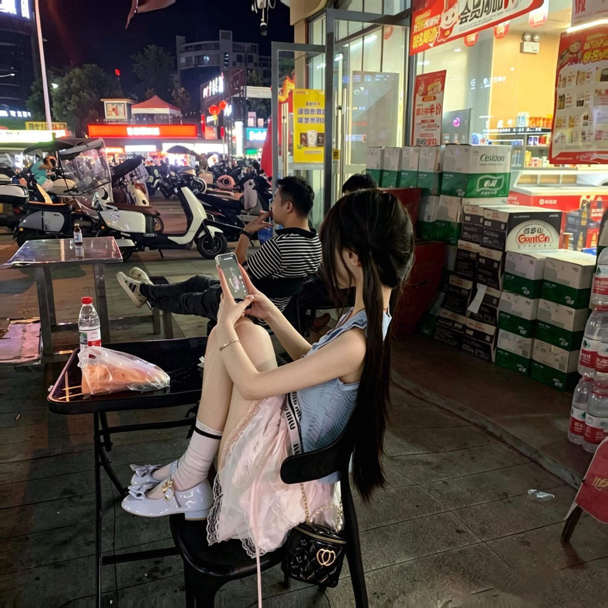 feicat0527's tweet photo. #女高 https://t.co/jCsC1VjJK3