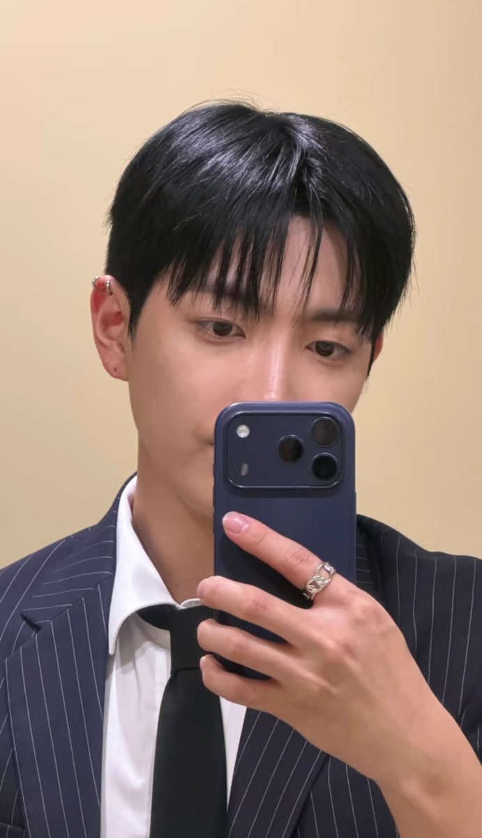 1024updates's tweet photo. [📷] #HONGJOONG instagram story https://t.co/jJ62Z8re6F