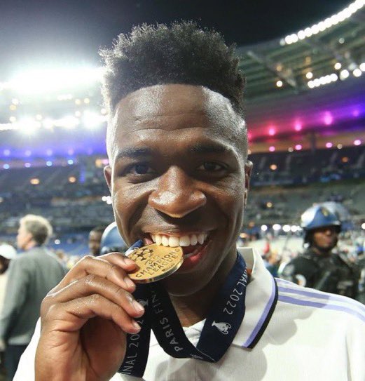 theMadridZone's tweet photo. 🇧🇷 Vini Jr. in Champions League: 

▫️2nd most assists in club’s UCL history. 
▫️4th most goals in club’s UCL history. 
▫️5th most assists in UCL history.
▫️2 goals in 2 UCL Finals. 
▫️First player in history to win both UCL POTS and YPOTS. 

…..only 26 years old. https://t.co/maOdjSPixD