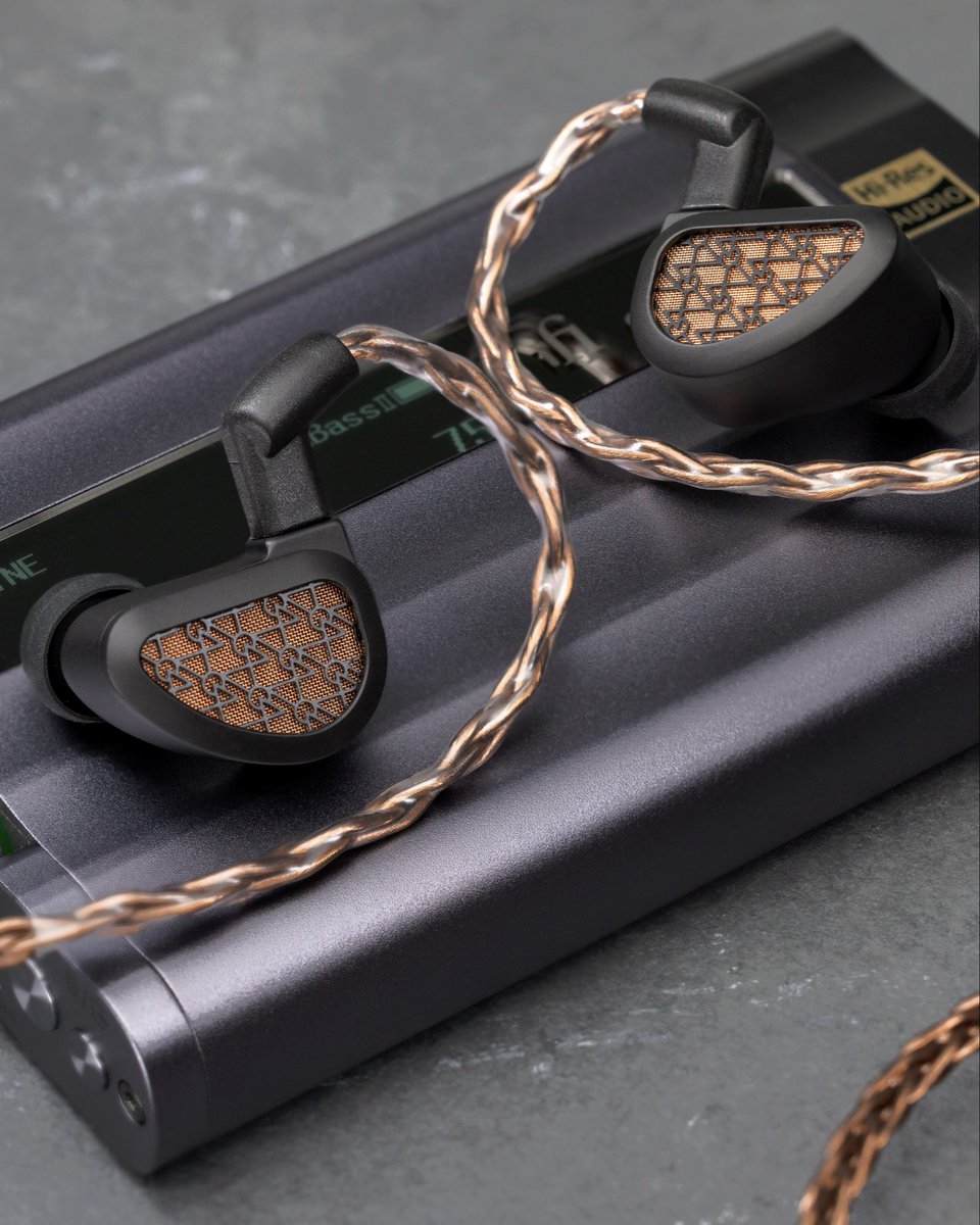 64audio's tweet photo. Good design holds up to scrutiny. Great design invites it. https://t.co/xjmnHaufh8