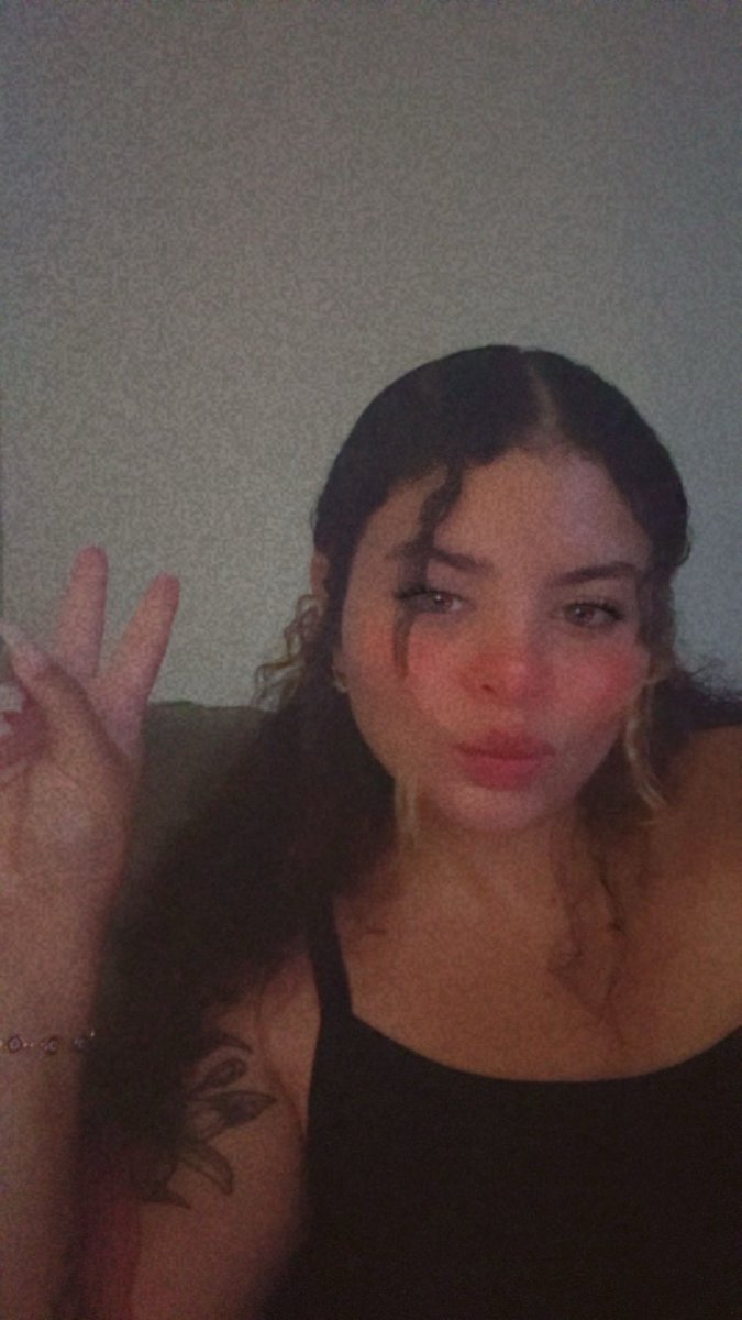 tomadi_'s tweet photo. 💋✌🏼 https://t.co/Jzd6lWOvwJ
