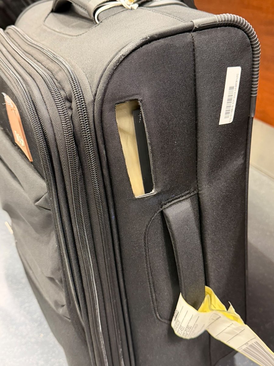 malharanoop's tweet photo. @IndiGo6E @DubaiAirports @DGCAIndia @MumbaiPolice @DubaiPoliceHQ , my father’s checked baggage arrived with the lock missing, bag tampered with, and belongings disturbed. Complaint filed at Dubai Airport and photos emailed to IndiGo. Please investigate and respond urgently. https://t.co/ormXiqE9V0