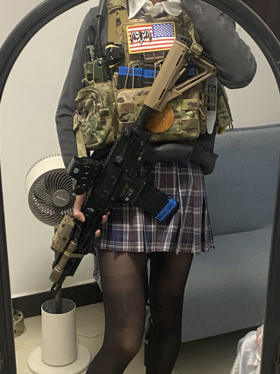 RpK165's tweet photo. @PornPineapple1 好看好看 援神启动 https://t.co/W7m6YOvumV