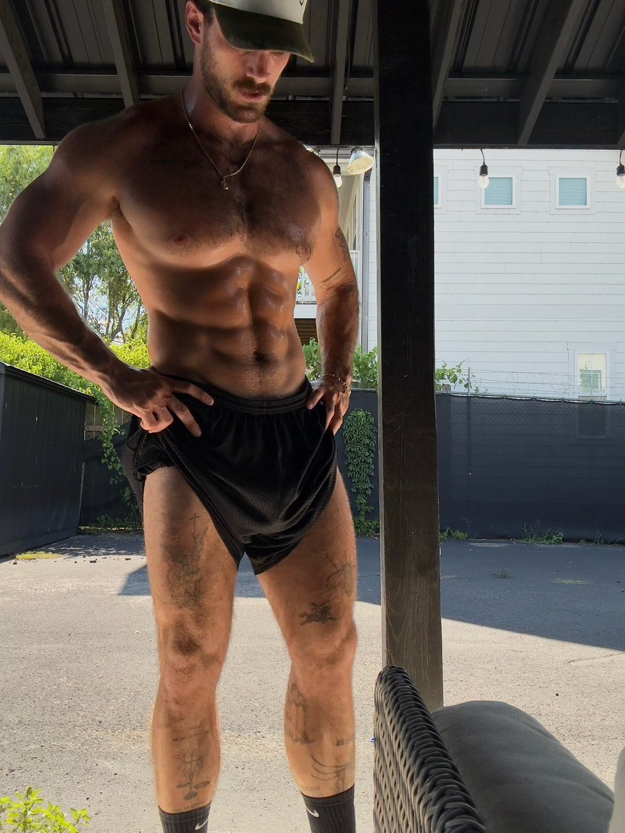 michaeleyerger's tweet photo. heat 🥵 https://t.co/EwD25ezP13