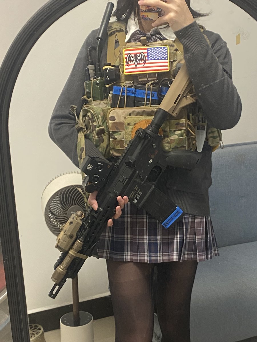 RpK165's tweet photo. @PornPineapple1 好看好看 援神启动 https://t.co/W7m6YOvumV
