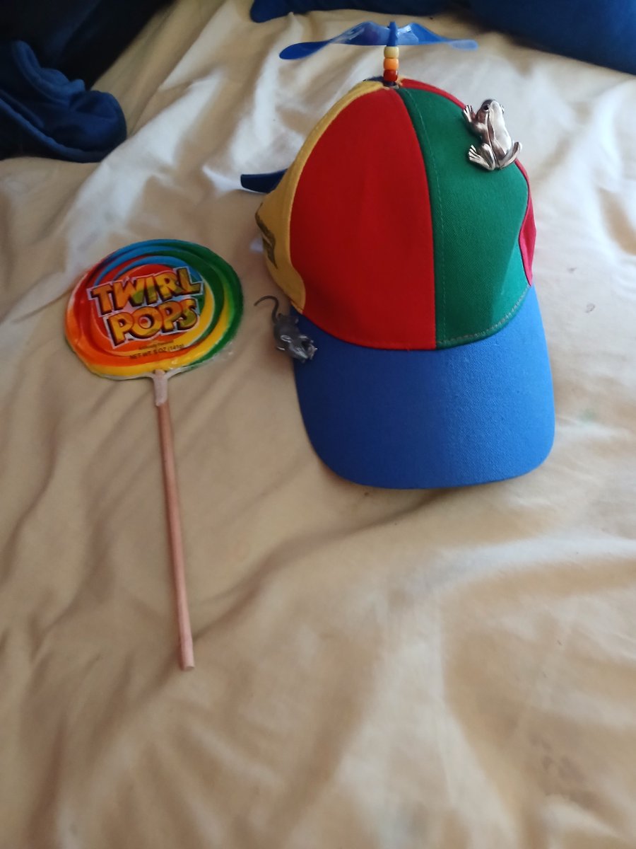 VersiTheMouse07's tweet photo. @InvisibleFeline Another mouse lost to the chud hat of joy and whimsy 😔 https://t.co/bFvrvwzSZ1