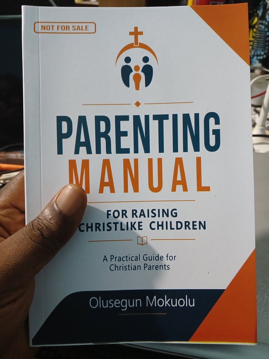 MokuoluOlusegun's tweet photo. Now available! Watch out for distribution flyers and locations where you can pick a free copy. https://t.co/aV3vDDMLRf