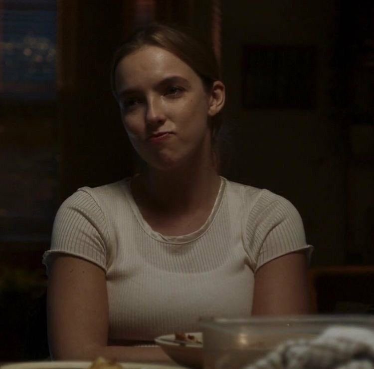 vllcnelles's tweet photo. the best female character of all time is a lesbian https://t.co/tVhevqE8af