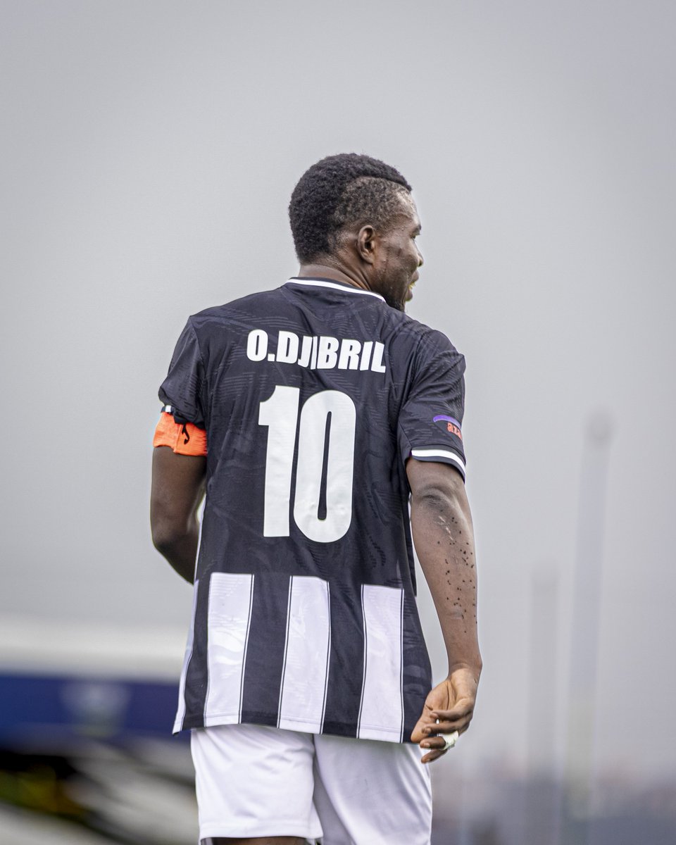 aprfcofficial's tweet photo. 🦁 FULL TIME | FRIENDLY

A solid performance from the Lions as we wrap up today's friendly with a 2-0 victory over Gasogi United. 💪

⚽ Goals: 🎯 Kiwanuka 🎯 Dauda

Another valuable test, another positive result as we continue sharpening our game ahead of the challenges to come. The work goes on! 🔥

#APRFC #ClubGiant #WeAreLions