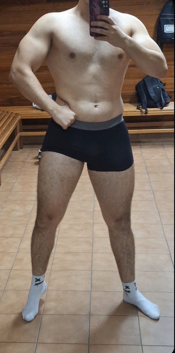 MasterHellDom's tweet photo. Bueno zorritas, vengo de entrenar pesado. ¿Quien de vosotros putitas patéticas me pagan el batido de proteínas?

#cashmaster #atm #pagafantas #pelele #humanatm #findom #findomespanol #sumiso #paypig https://t.co/dSNWRP03Rd