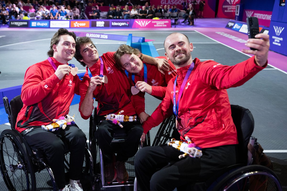 PMcanadien's tweet photo. Félicitations à #ÉquipeCanada pour son incroyable performance aux Jeux du Commonwealth de #Glasgow2026!

Nos athlètes ont fait preuve de persévérance et d’excellence, remportant 62 médailles.

Merci de nous avoir inspirés et si bien représentés. 🇨🇦 https://t.co/RfCr42a9Zj