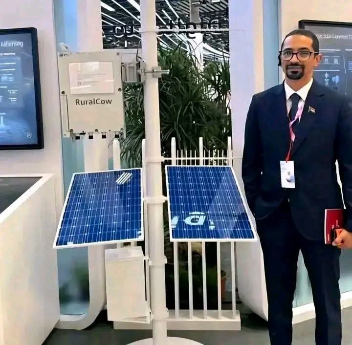 Aldana751's tweet photo. 📍

مبروك .. إنجاز عظيم 

أعلن اليوم وزير التحول الرقمي والإتصالات رسمياً تدشين (منصة العاملين بالدولة )..

يعني تاني أي موظف في مؤسسة حيتسجل بإسمه َووظيفته وراتبه وعمرو وكل تفاصيله في داتا واحدة بتجمع كل العاملين.
 
تاني شغل اختلاس مرتبات ولا زيادة مافي.

دا إنجاز كبير و شغل متقدم من وزير مجتهد جداً في عمله ..