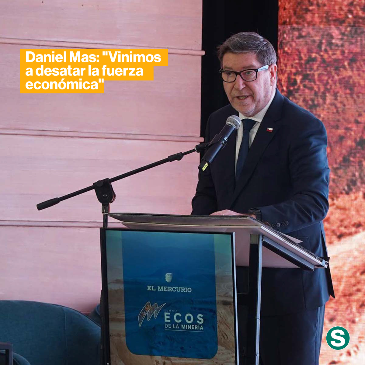 La_Segunda's tweet photo. "Vinimos a desatar el potencial minero". Con ese mensaje, el ministro Daniel Más Valdés defendió la estrategia del Gobierno para reactivar la inversión y aseguró que ya ingresaron al SEIA proyectos por más de US$ 24.000 millones. 👉 https://t.co/E62wfcQobn https://t.co/kUkQB76FLC