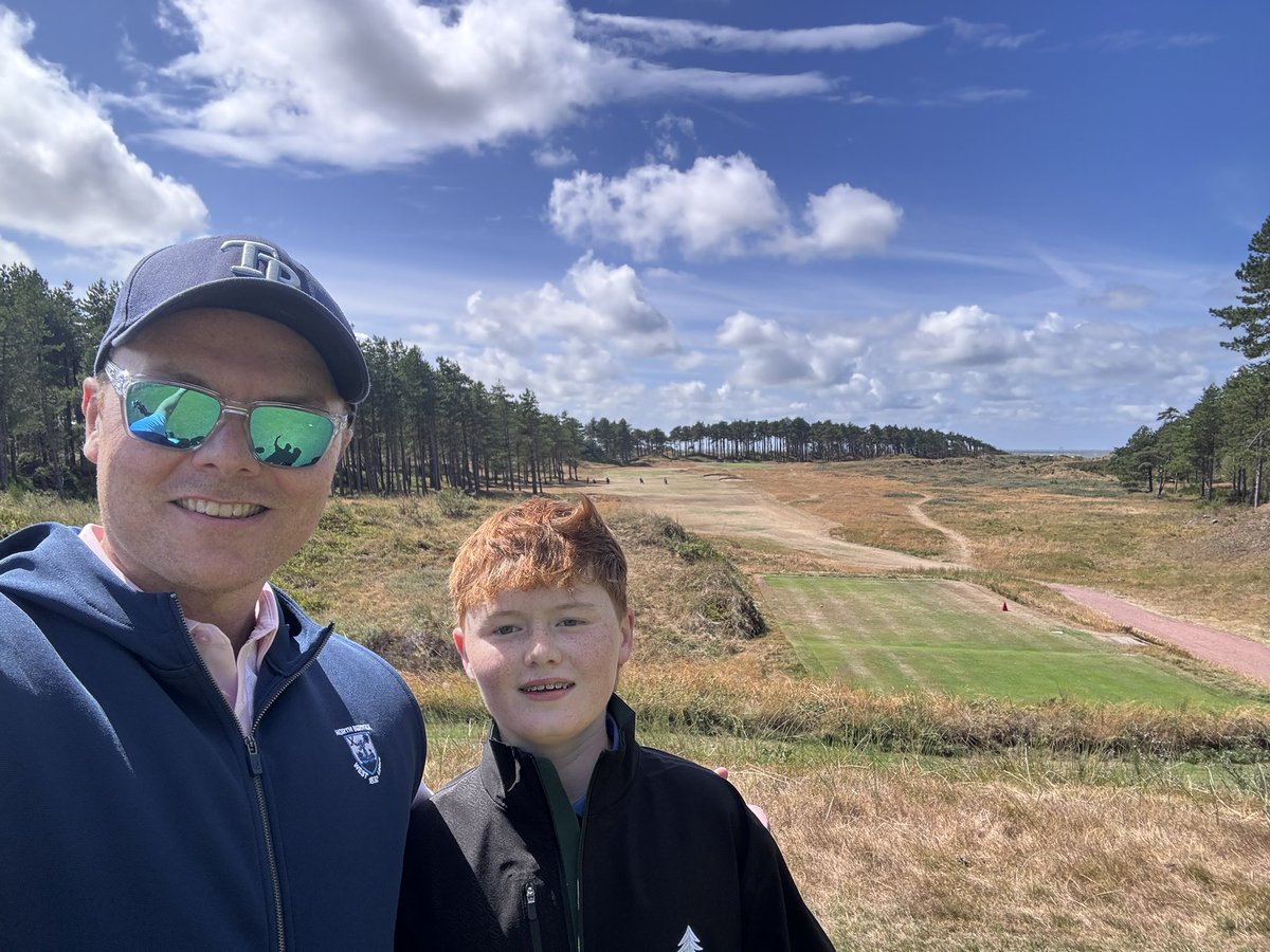 NickW2108's tweet photo. @FormbyGolfClub Just the most amazing day at your oasis on the north west coast. A special place we shall remember always. And thank you for wonderful welcome in the pro shop and clubhouse 🏌️‍♂️ ☀️ https://t.co/GcRKstN6DY
