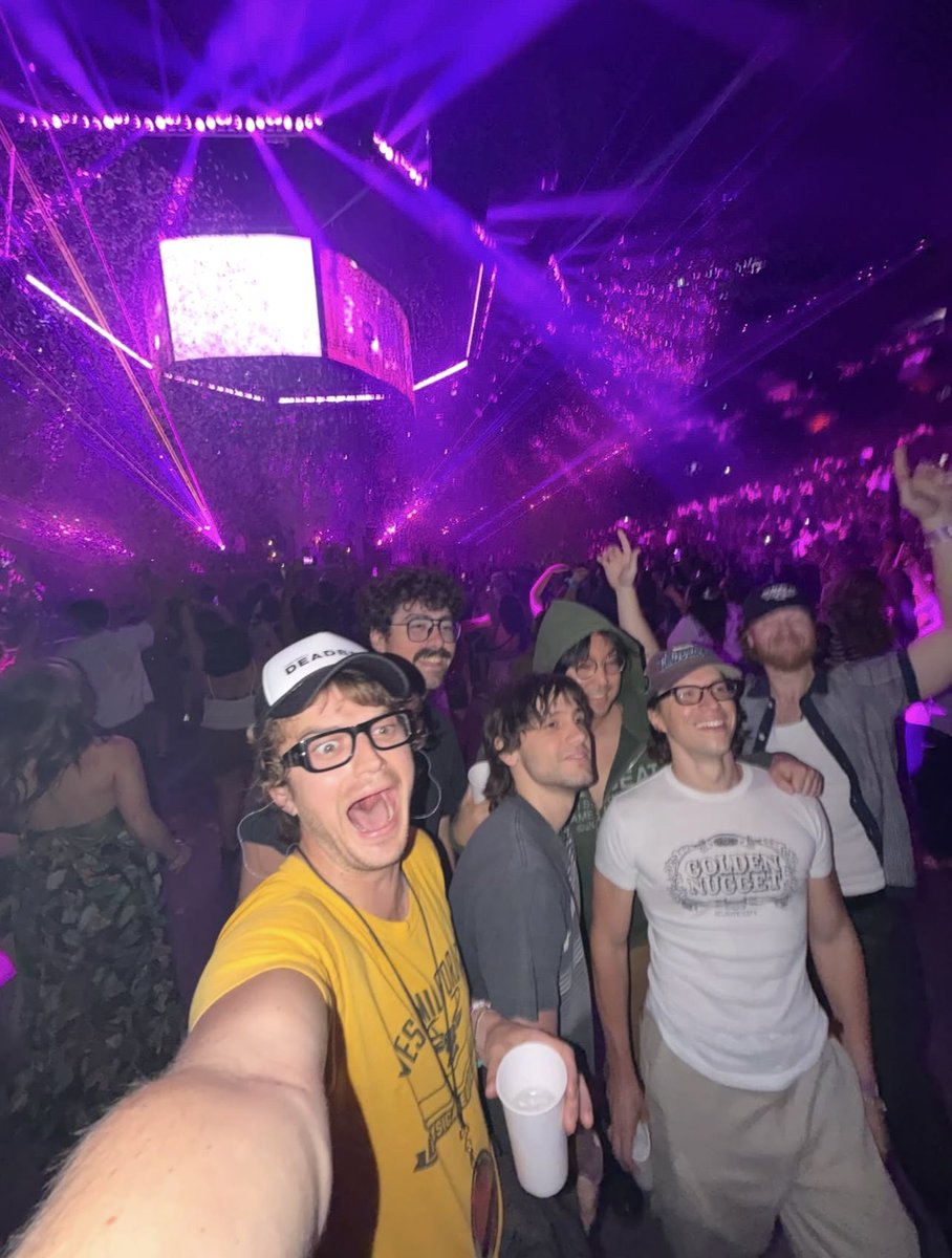 facinatingisnit tweet picture