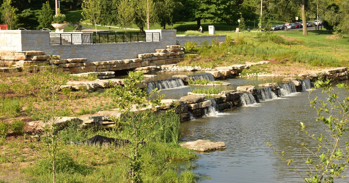 ForestPark4Ever's tweet photo. Same place. Same season. Three years apart. #ForestPark4ever

Today, August 6, marks one year since we celebrated a decades-long vision to create the fully interconnected river system in Forest Park. 🌊  Link to learn more about the river's return! https://t.co/q5P3yBc0KE https://t.co/poTP7VxvcN