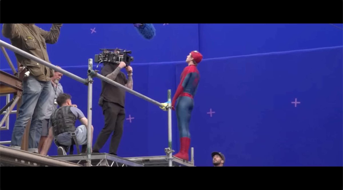 ArtofVFX's tweet photo. A new #SpiderMan: Brand New Day featurette goes behind the scenes with great on-set footage and a look back at the web-slinger's cinematic legacy. #VFX by @imageworksvfx, @Framestore, @ILMVFX, #RISE, @CantinaCreative, @SohoVFX & #sdfxstudios https://t.co/gnDC05zWdW https://t.co/wNenSDL4OI