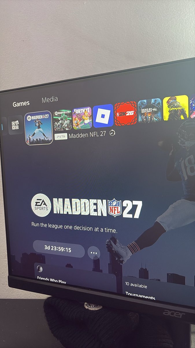 lixaviii's tweet photo. @Zirksee How do i use my ea play trial? https://t.co/Powr91Ofjw