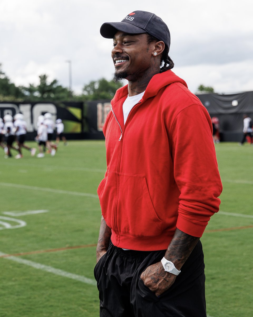 TerpsFootball's tweet photo. Back in the DMV 🤝 Back with the Terps https://t.co/Lv9fFEpwzg