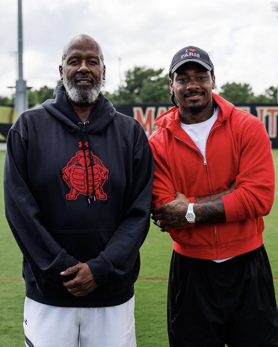 TerpsFootball's tweet photo. Back in the DMV 🤝 Back with the Terps https://t.co/Lv9fFEpwzg
