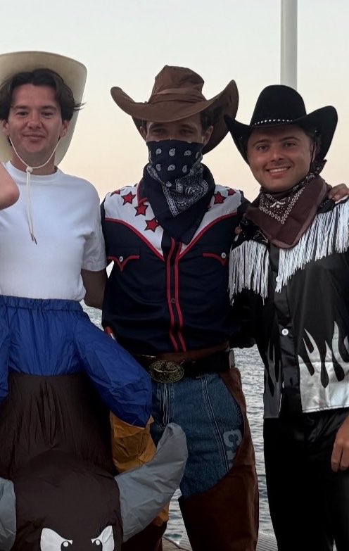 ln4norris's tweet photo. okay cowboy https://t.co/2wwp5HToBu