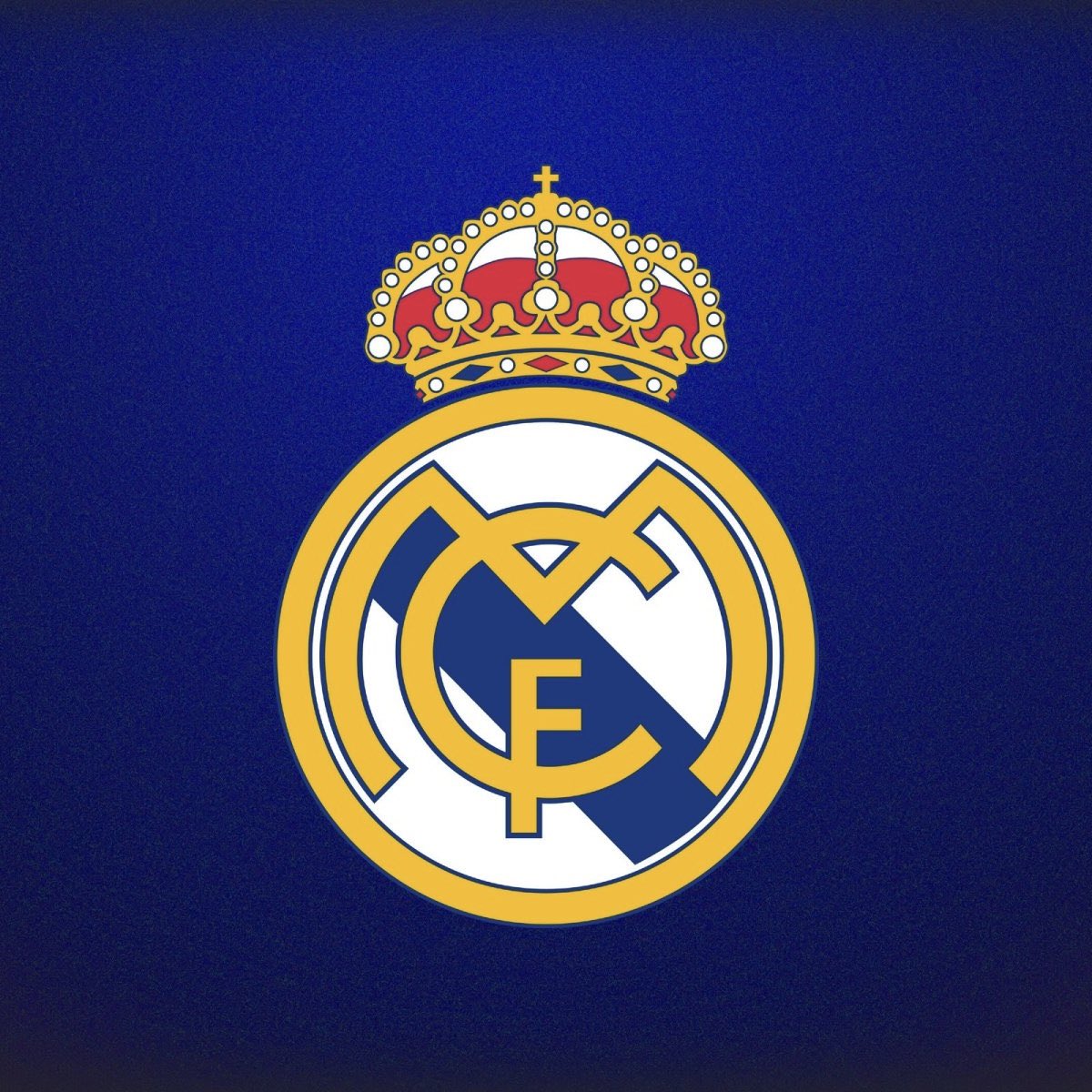 RM4Arab's tweet photo. 🚨⚠️ بيان رسمي من ريال مدريد - فينيسيوس جونيور |

• اتفق نادي ريال مدريد وفينيسيوس جونيور على تمديد عقد اللاعب، ليبقى مع النادي حتى 30 يونيو 2032.

• انضم فينيسيوس جونيور إلى ريال مدريد في يوليو 2018، وهو في الثامنة عشرة من عمره. خلال مواسمه الثمانية مع الفريق، خاض 375 مباراة، مسجلاً 128 هدفاً، وفاز بـ 14 لقباً: لقبان في دوري أبطال أوروبا، وثلاثة ألقاب في كأس العالم للأندية، ولقبان في كأس السوبر الأوروبي، وثلاثة ألقاب في الدوري الإسباني، ولقب واحد في كأس ملك إسبانيا، وثلاثة ألقاب في كأس السوبر الإسباني.

• كانت مساهمته في تحقيق هذه الألقاب حاسمة بفضل أدائه وتمريراته الحاسمة وأهدافه، بما في ذلك هدفيه في نهائي دوري أبطال أوروبا الأخيرين لريال مدريد: النهائي الرابع عشر (باريس، 2022) والنهائي الخامس عشر (لندن، 2024).

• خلال مسيرته مع ريال مدريد، فاز فينيسيوس بجائزة أفضل لاعب في العالم من الفيفا عام 2024، وحصل على جائزة الكرة الذهبية في كأس الإنتركونتيننتال عام 2024، وجائزة أفضل لاعب في دوري أبطال أوروبا 2023-2024، وجائزة الكرة الذهبية في كأس العالم للأندية 2022، وجائزة أفضل لاعب شاب في دوري أبطال أوروبا 2021-2022.

• كما تم اختياره ضمن تشكيلة الفيفا العالمية (2024)، ومرتين ضمن تشكيلة الفيفا للمحترفين (2023 و2024)، وثلاث مرات ضمن تشكيلة الموسم في دوري أبطال أوروبا (2021-2022، 2022-2023، و2023-2024).

• أصبح فينيسيوس جونيور أحد أهم اللاعبين في واحدة من أنجح فترات تاريخ النادي.