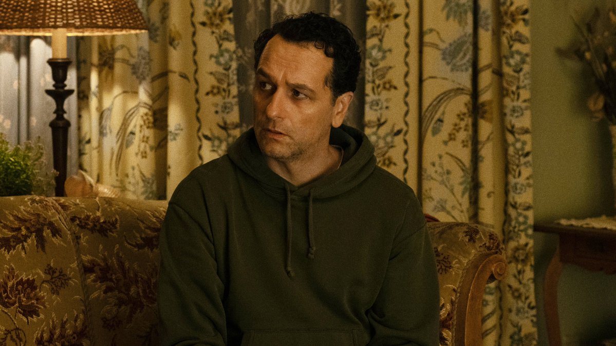 DEADLINE's tweet photo. EXCLUSIVE: Apple TV’s ‘Widow’s Bay’ is heading to AMC Theaters

Apple TV has teamed with Rutgers University, the alma mater of ‘Widow’s Bay’ creator Katie Dippold, for free, one-night-only fan screenings of the first season’s final three episodes

The screenings will take place Wednesday, August 12

More details: https://t.co/oQr7ro815X