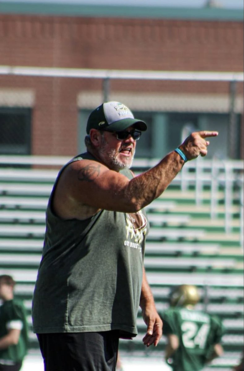 ShamrockFB's tweet photo. New season. Same mission. #outwork https://t.co/tva7LfPsJm