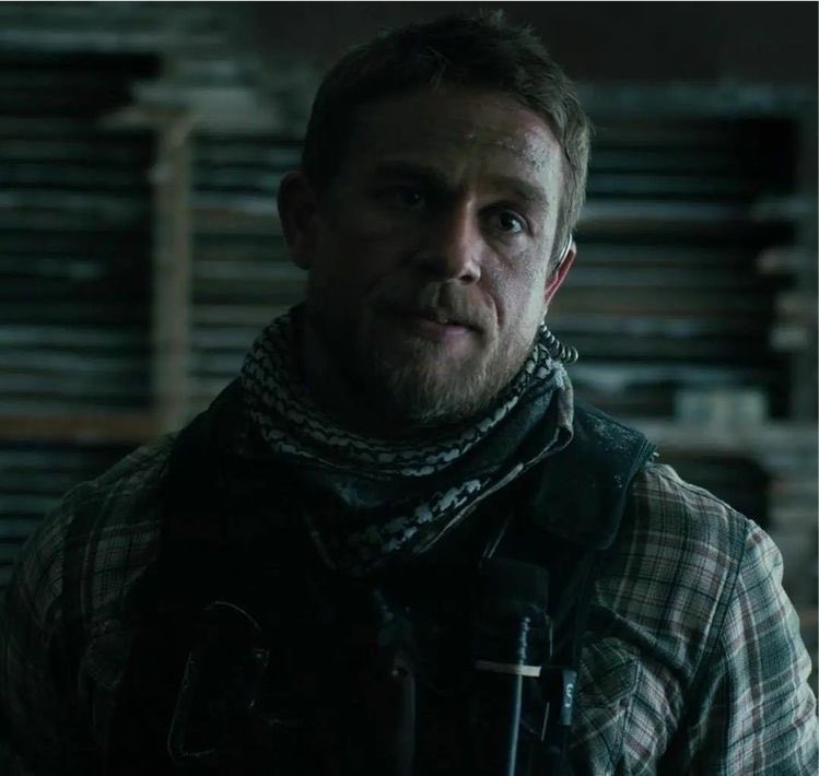 DailyHunnamUK's tweet photo. Charlie Hunnam as William “Ironhead” Miller in Triple Frontier 🔥 https://t.co/AICwcyXxDX
