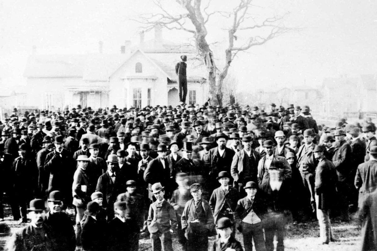 Mooddds3000's tweet photo. @TooWhiteToTweet STFU, you lying piece of white male! It's the fact that everyone on the planet prefers ur facial features over black facial features that they all are more eager to believe that lying mouth.

Here's hundreds of yrs of a white war against black people. Wanna speak about Nolan too? https://t.co/lVN4HqeGsn