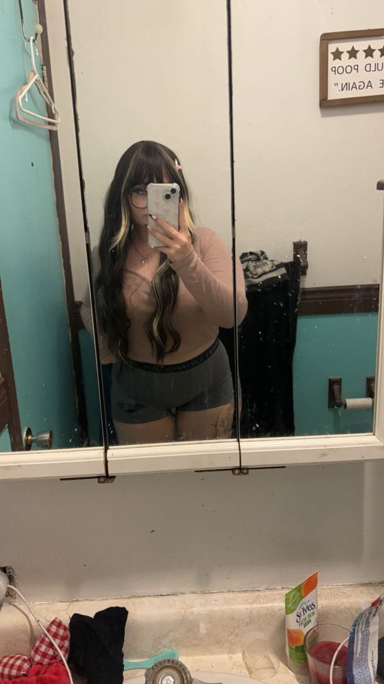 PrincesLills's tweet photo. Relapse bait.
#findom #cashcow #loser #cuck #paypig #relapse #gymbrat #send #sub #drain #wallet #humanATM #whale-#sub https://t.co/MJq9aDtUhw