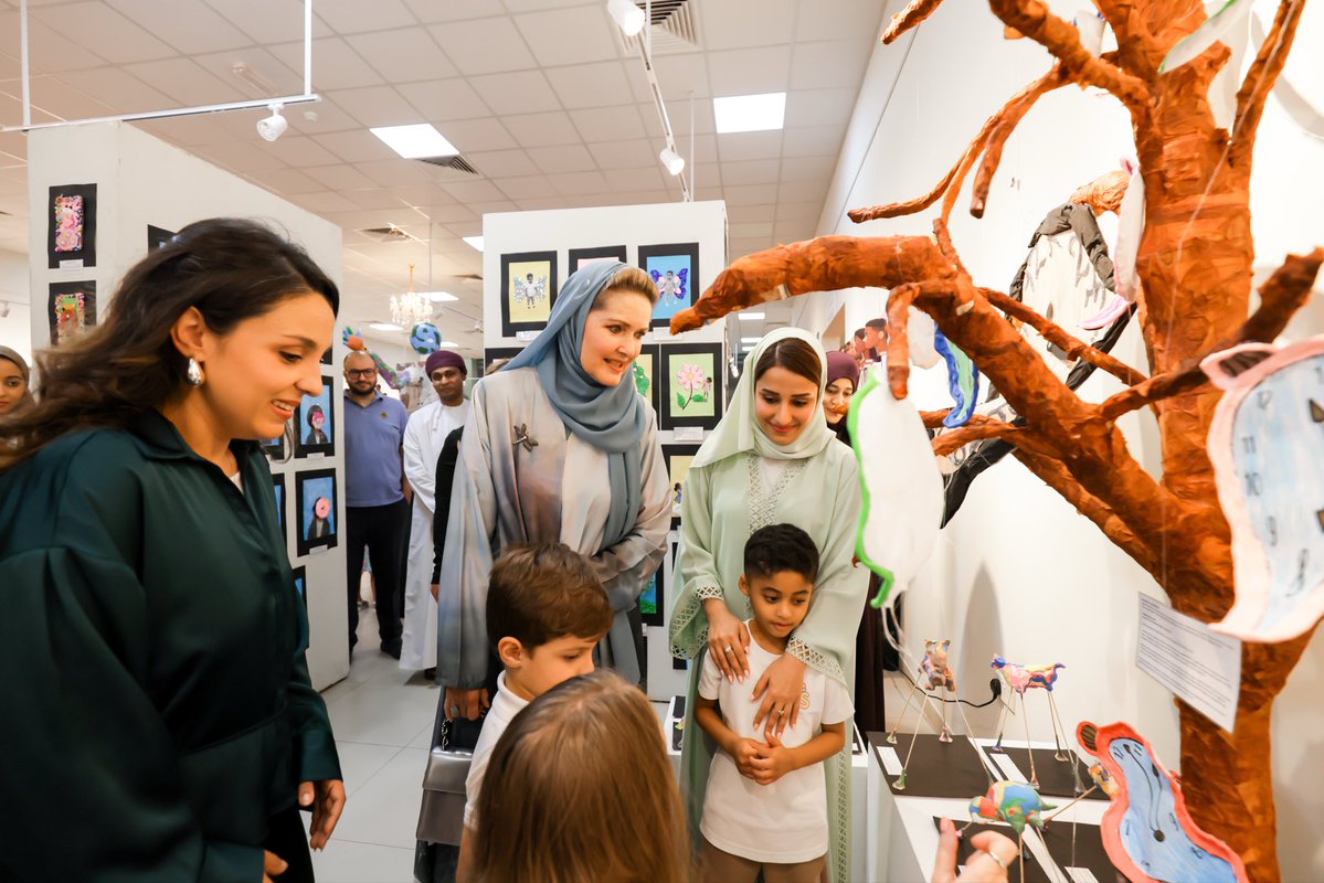 ShomoukhSchool's tweet photo. The exhibition stood as a testament to the school’s commitment to nurturing creativity and empowering students to express their ideas with confidence. We are immensely proud of every student whose work contributed to this memorable celebration of the arts. (2025-2026) 🎨 🖌️🖼️ https://t.co/XGqag7qOVP