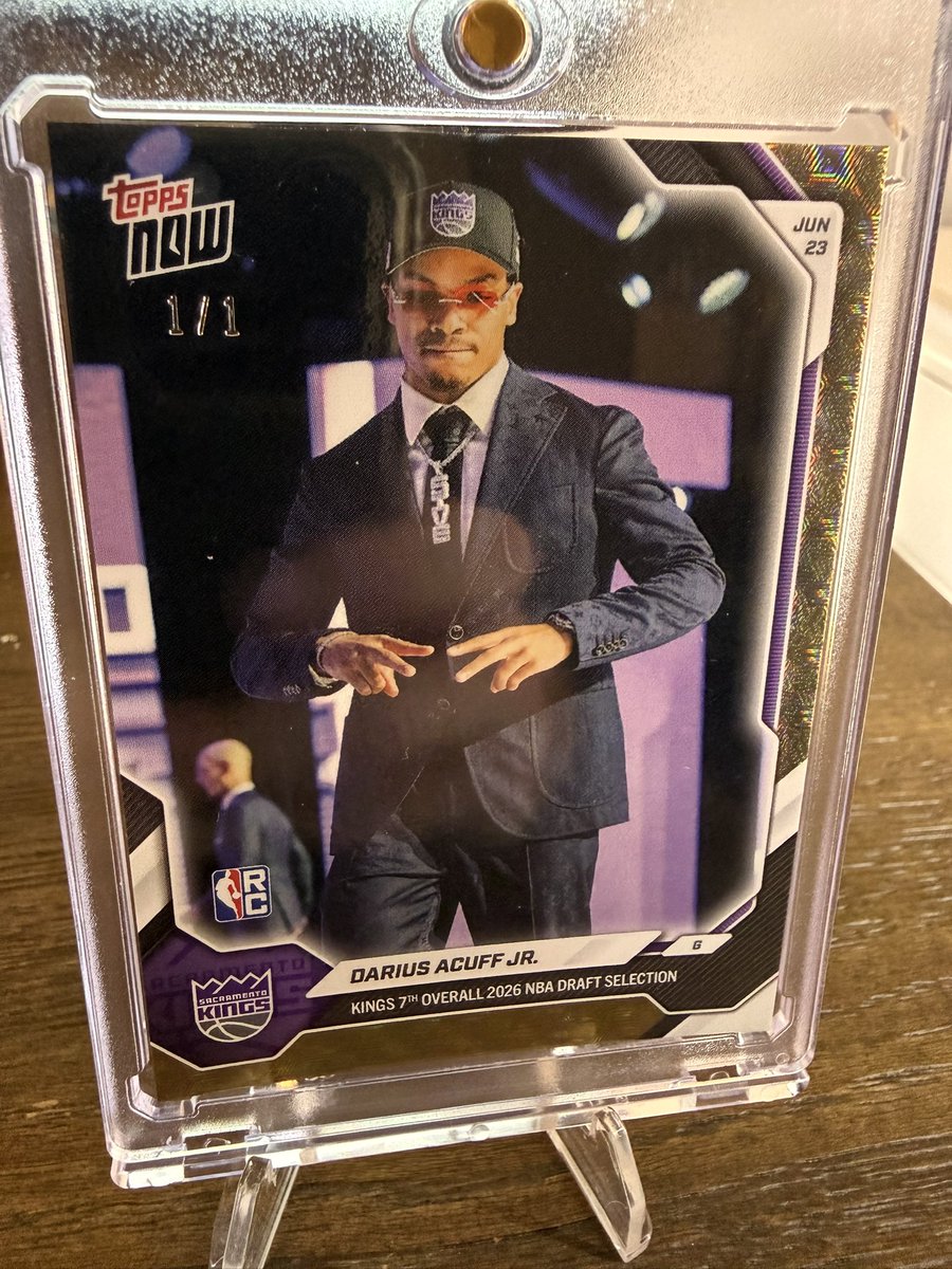 JC_colleccoast's tweet photo. Day 6,542 of trying to get @topps to post my Acuff 1/1 🤣😂🤣 (maybe a slight exaggeration).

#thehobby https://t.co/N76ajeU6Rs