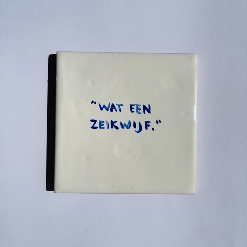 manoeska61's tweet photo. #Myla....pfff wat een zuur zeikwijf.
Continu over hetzelfde onderwerp doorzeiken.
Blij dat die weggaat met 0 euro!
#debondgenoten https://t.co/89MsRsIXSh