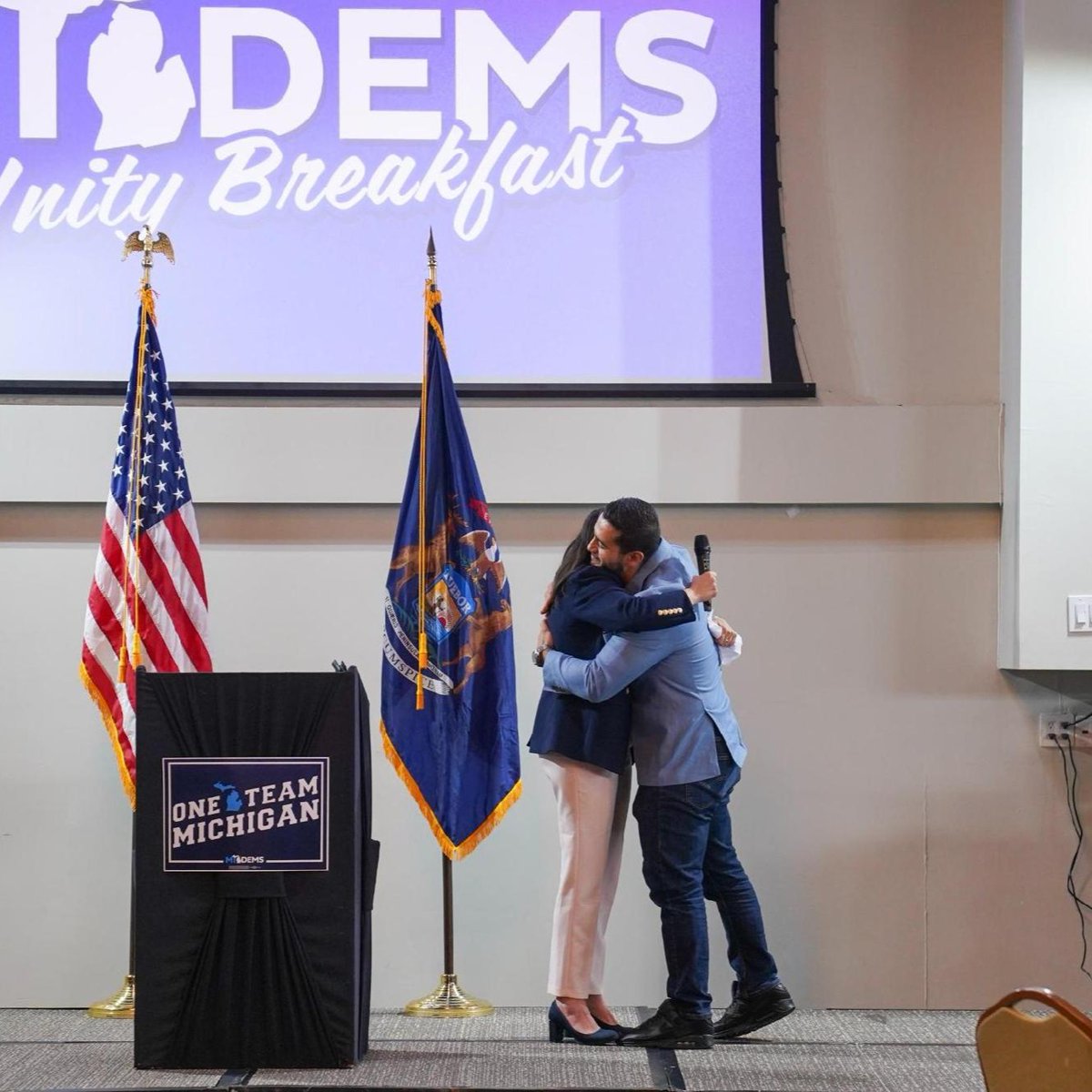 HaleyforMI's tweet photo. Friends, I want to thank you for your support in this race. I’m so grateful for each and every one of you who stepped up to fight for a stronger Michigan. Now, it’s time to come together to make sure we beat Mike Rogers and keep Michigan blue. Let's go win! https://t.co/1N122QBqA5