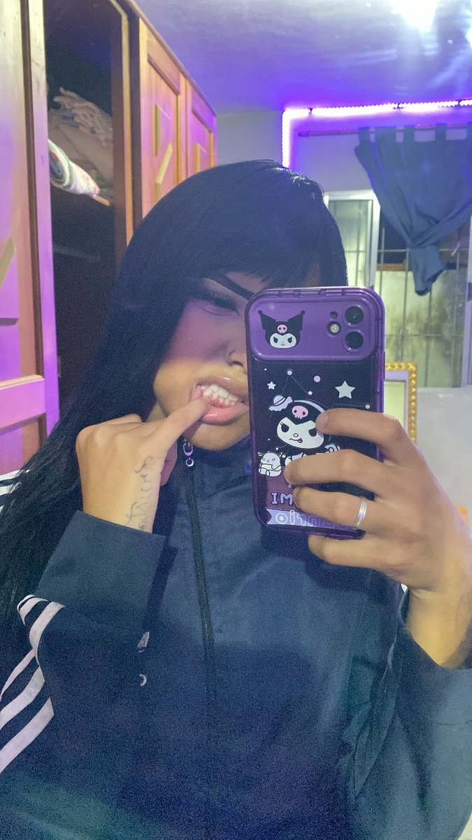 seuinfernott_'s tweet photo. famosa puro veneno rs😉 https://t.co/7JpTpdoIzc
